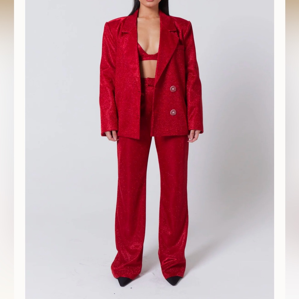 SLA the label. Full suit as pictured. “Top” included